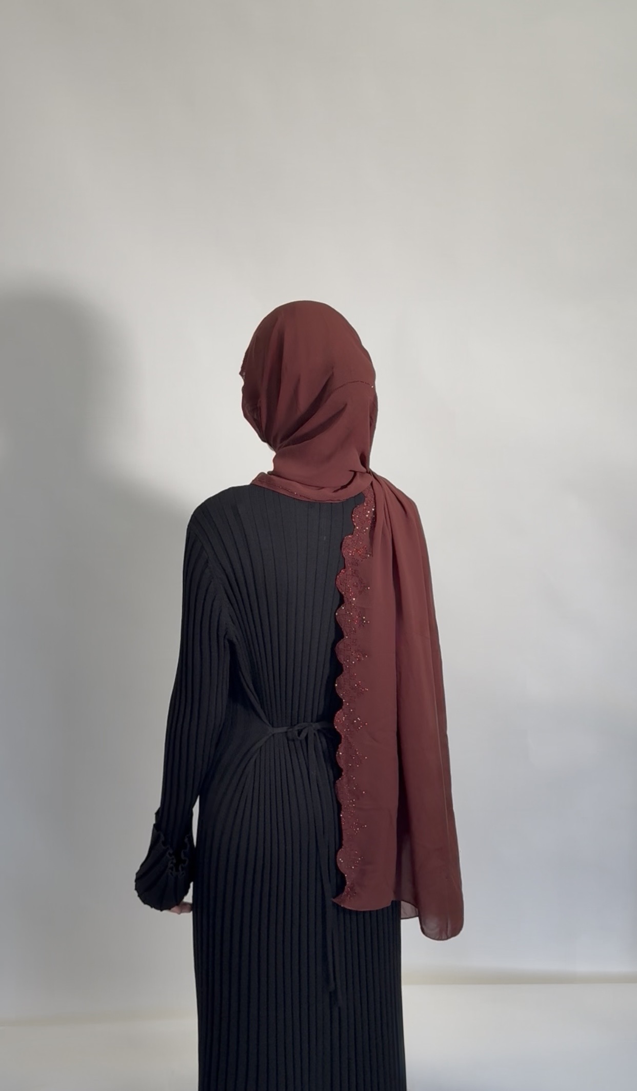 Deep Crimson - Image 4